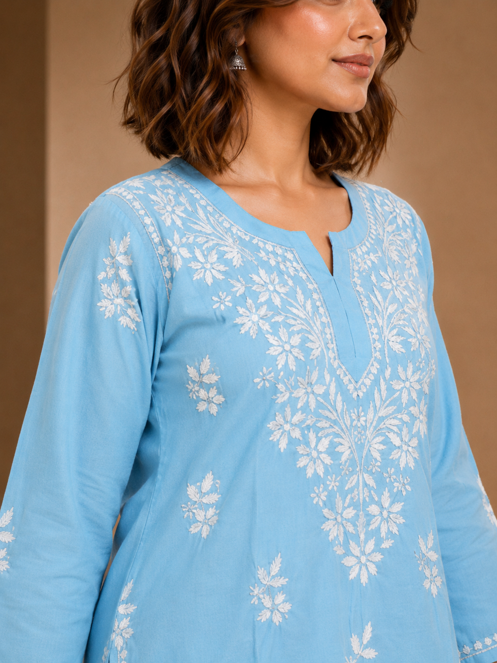 Sky blue | close